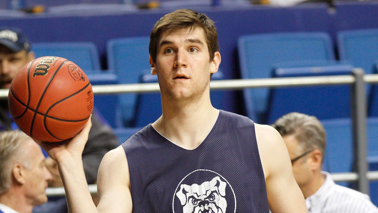 Butler basketball rallying around cancer-stricken Andrew Smith
